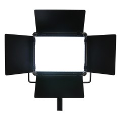 Lampa fotograficzna i wideo PATONA Premium LED z 216 regulowanymi diodami LED RGB w zestawie. pilot